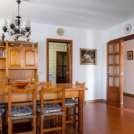 Yourhouse Ca Na Teulera, With Private Pool Country house