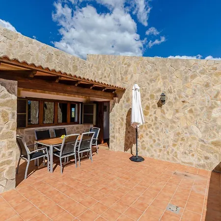 Yourhouse Ca Na Teulera, With Private Pool Country house *